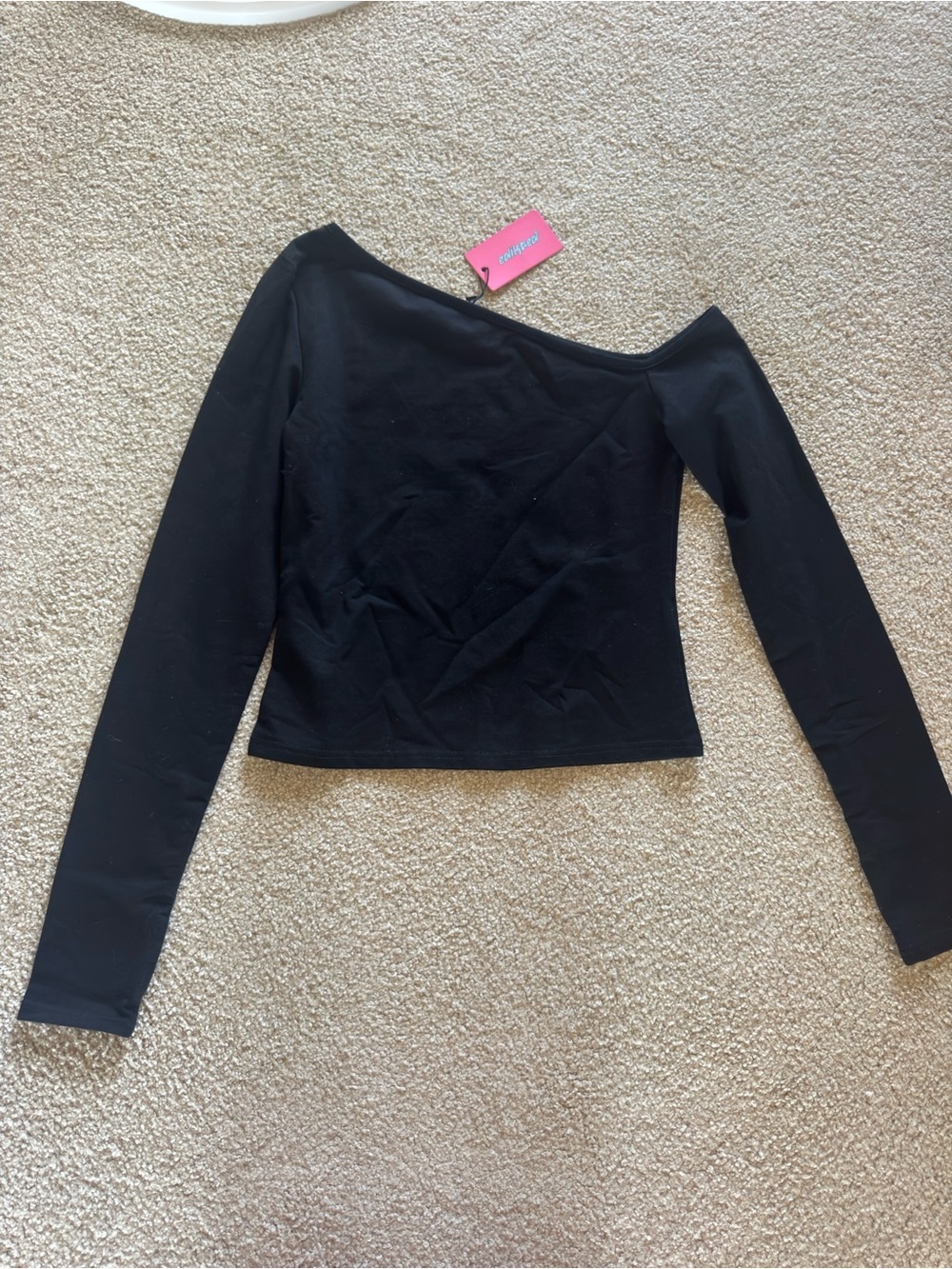 Edikted Black One-Shoulder Long Sleeve Top